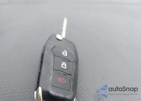 2023 Ford F150 Xl z USA, uszkodzony, nr VIN 1FTFW1E53PFB49920